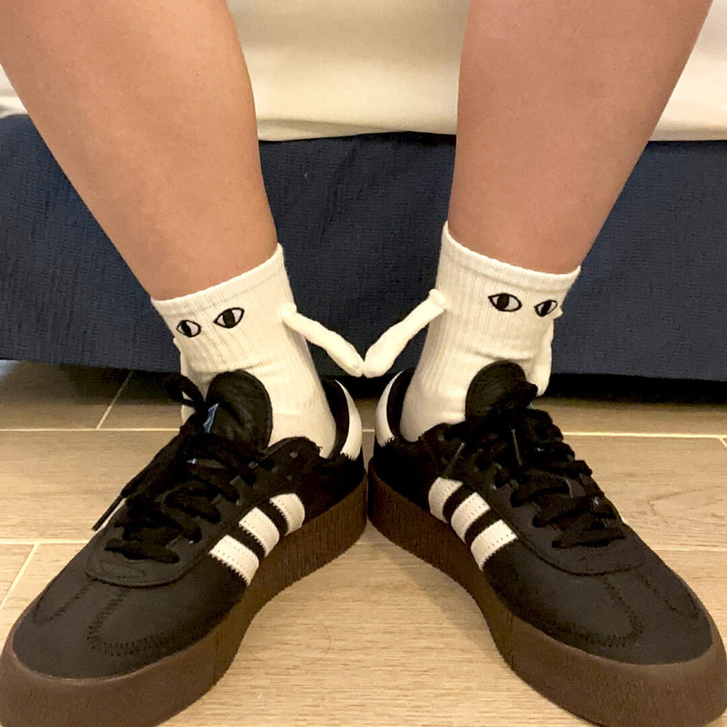 Magnetic Hand-Holding Socks – Unique Design for Fun and Functional Wear